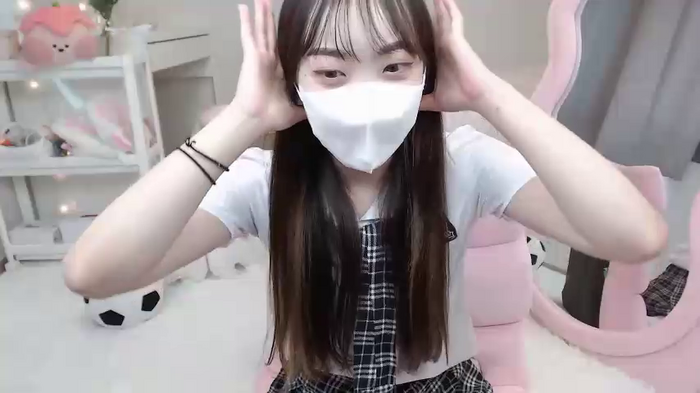 momo_room