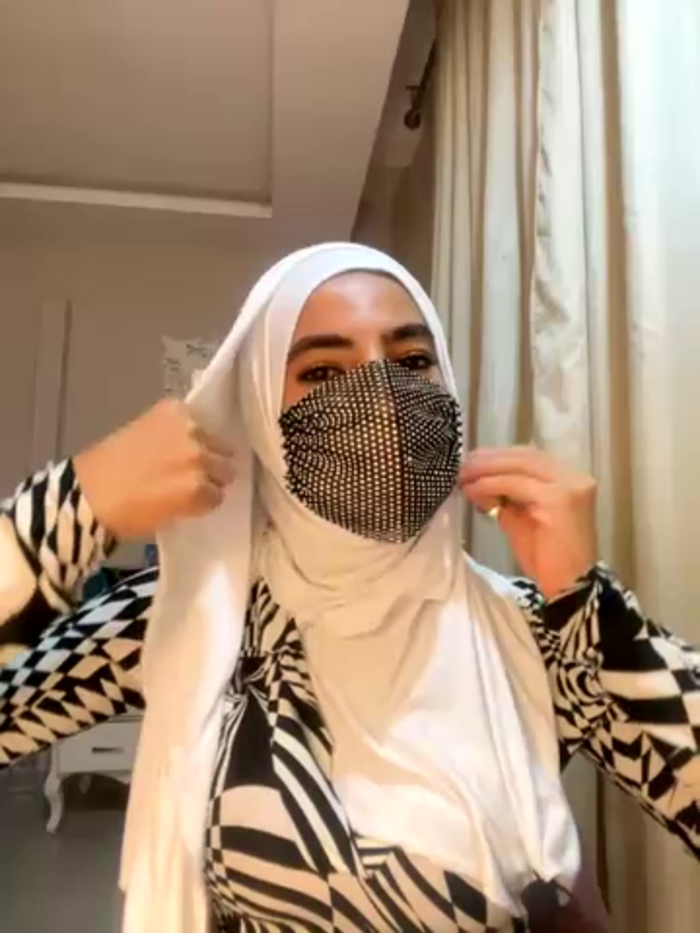 Hijabi_HotGirls