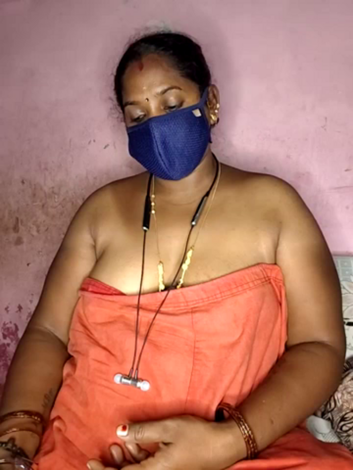 tamilvillagecouple1