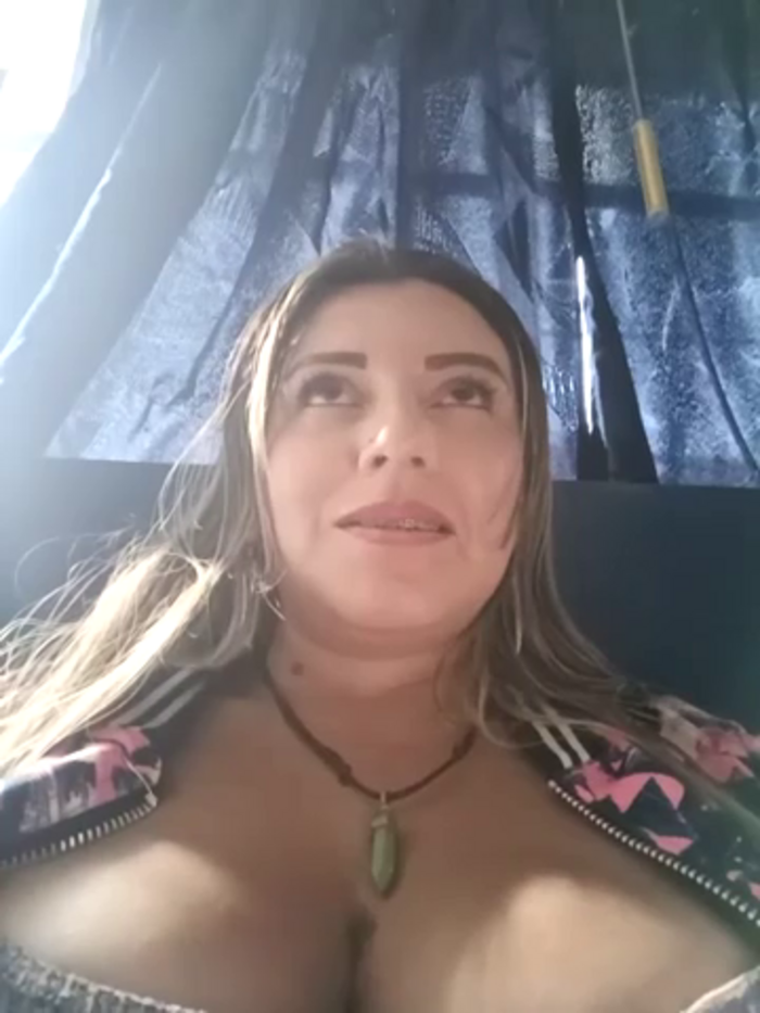 Isabellaa_Garcia_