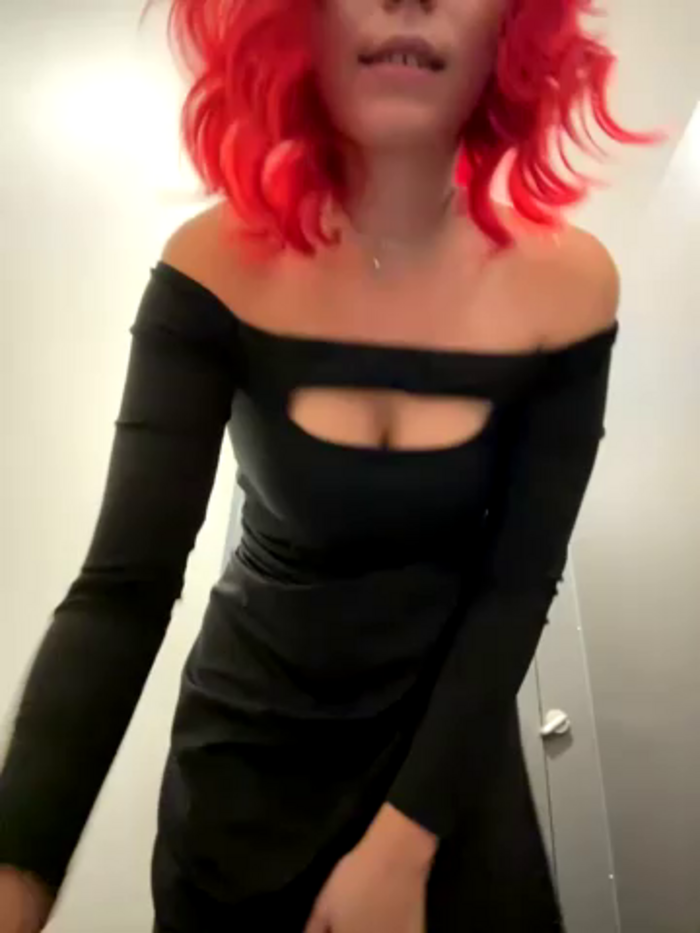 RiriRoseey