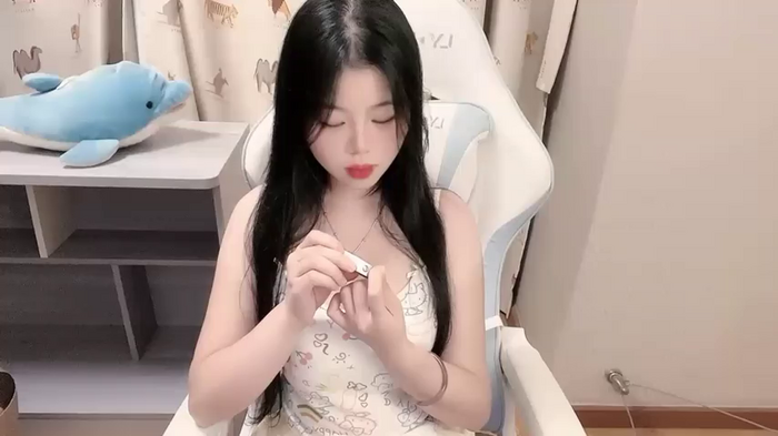 qiqi-1688