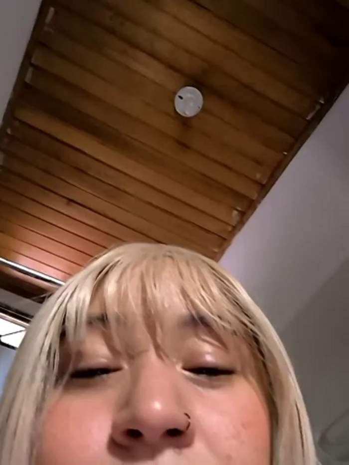 waterfalls_girl