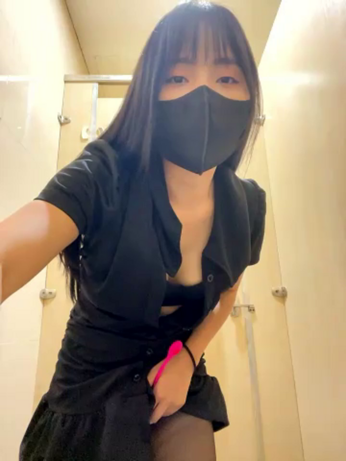 Asia-Lynn