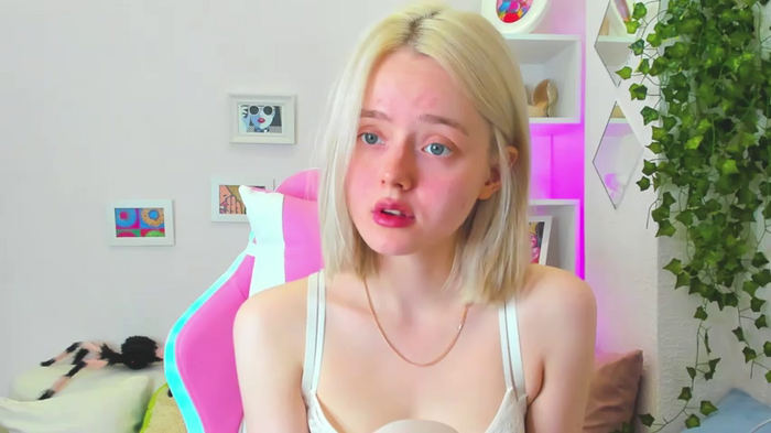 Lola_Blondy