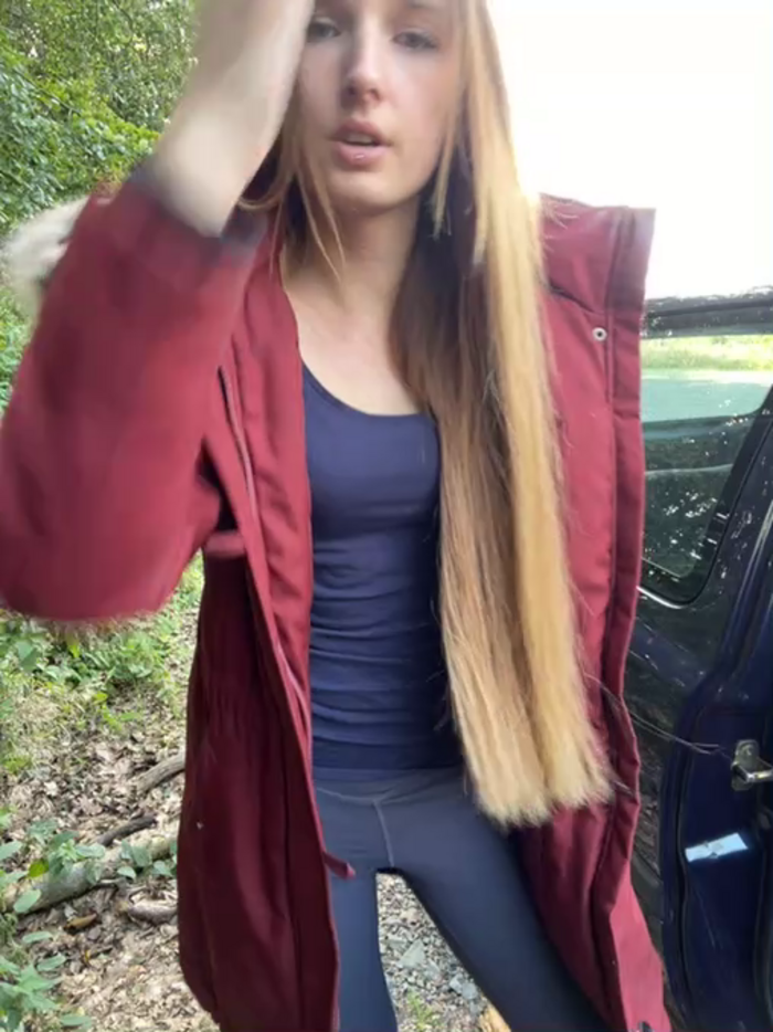 AnnyBelle_