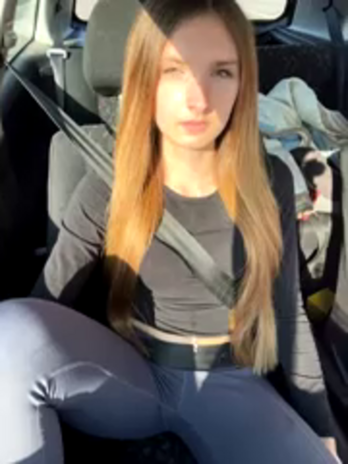 AnnyBelle_