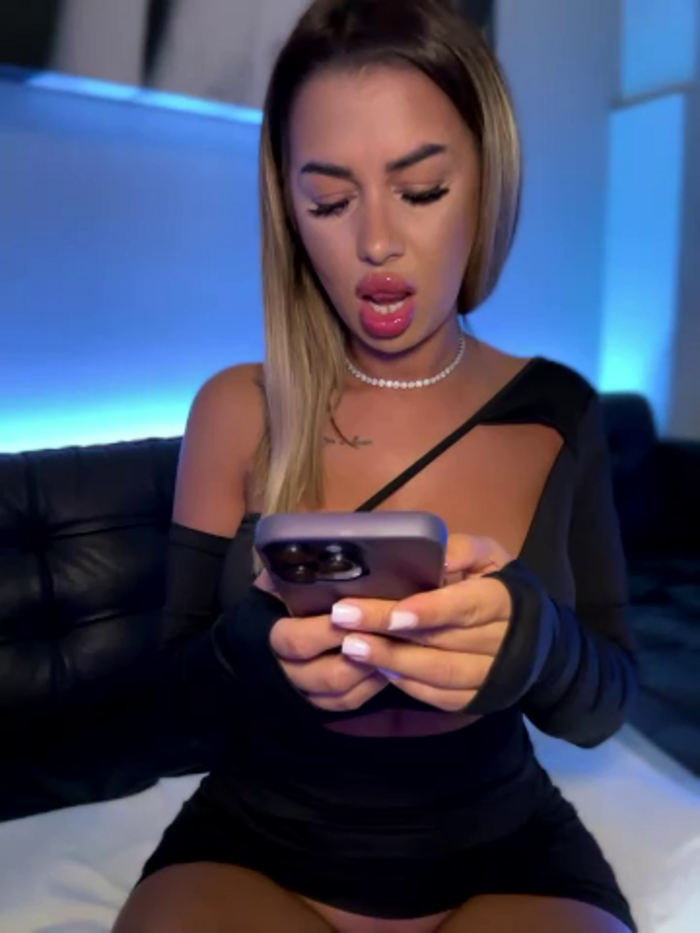 KirstieVegas
