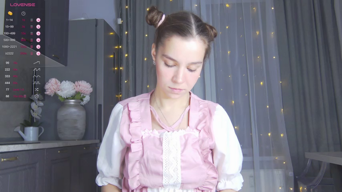 Monika_youthful