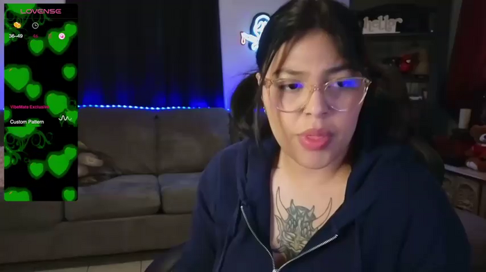 miacanela_xo