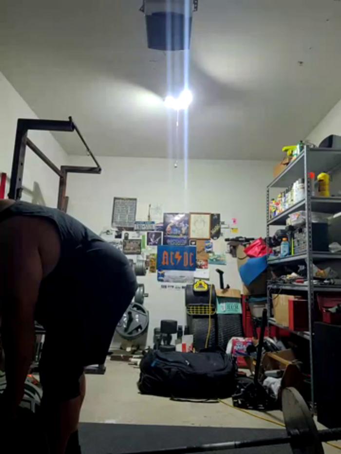 Strong_Bear89