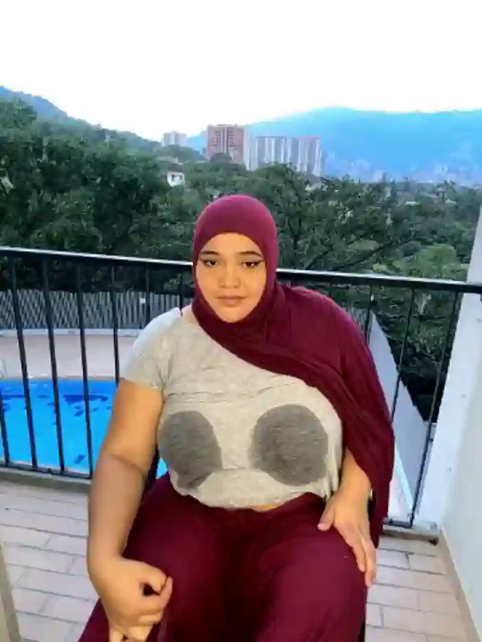2024/09/19/stripchat-sweetmuslim01-22-49-23