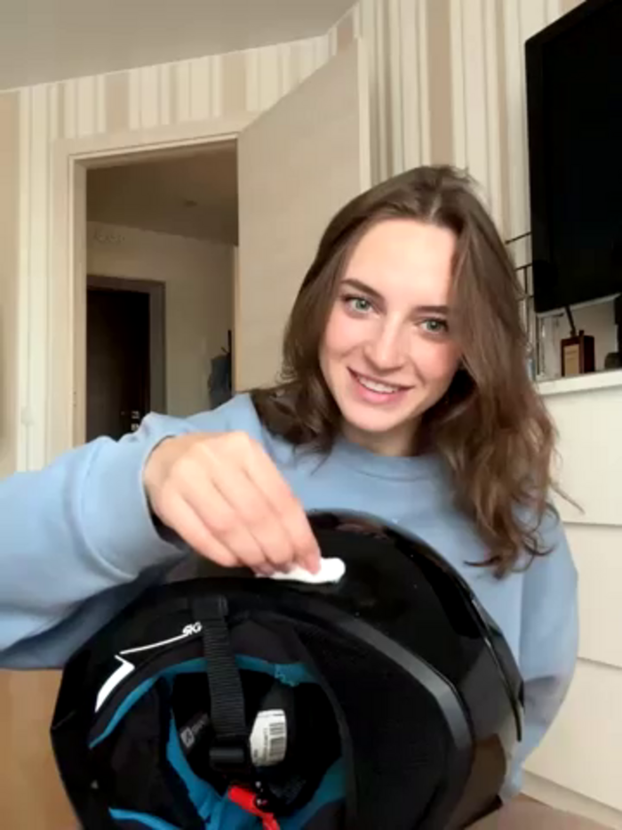 -AngelAri-