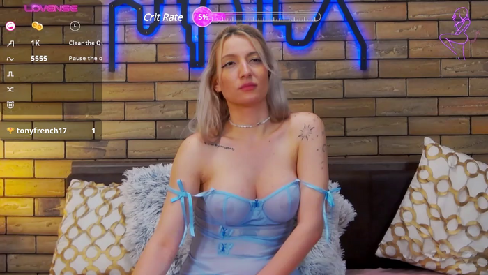Ella_Charm