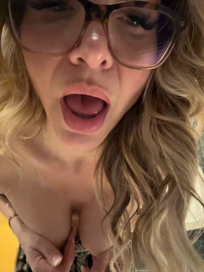 MessyNastyQueen