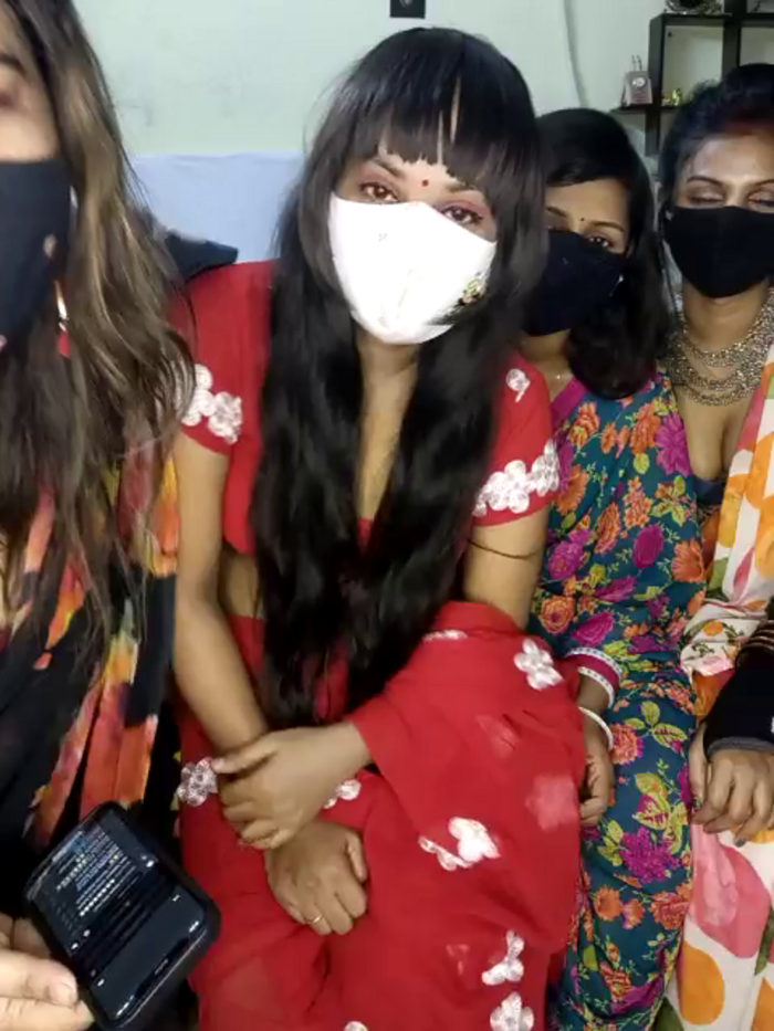 Indian_hotmilfs