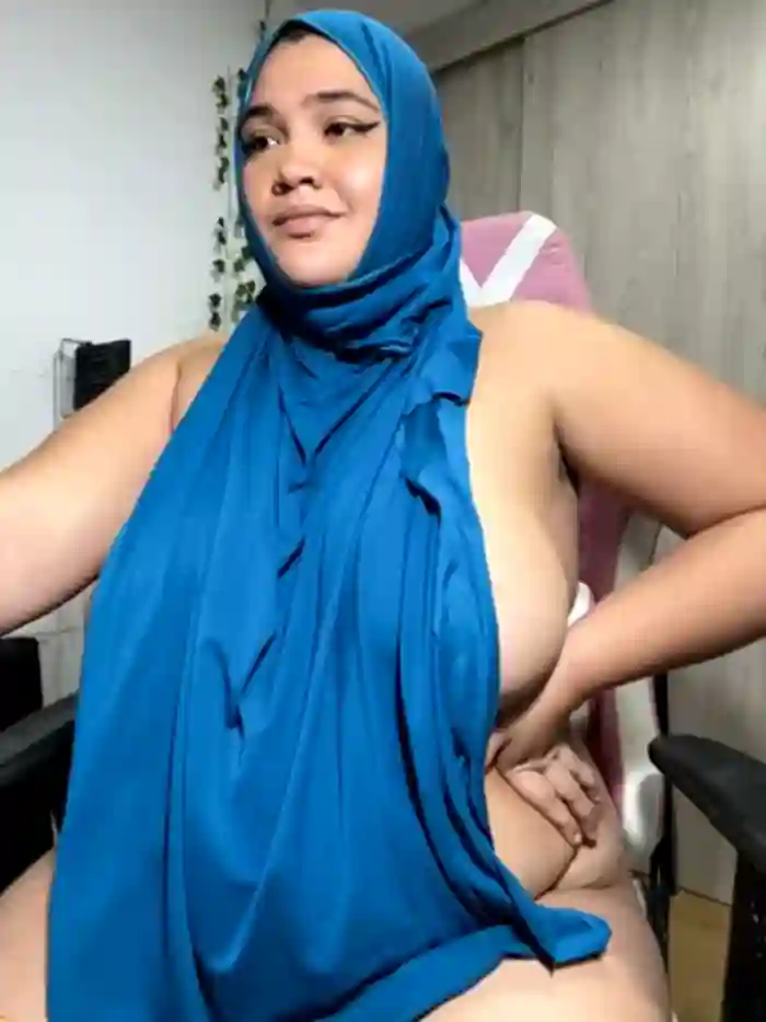 2024/09/21/stripchat-sweetmuslim01-07-00-19