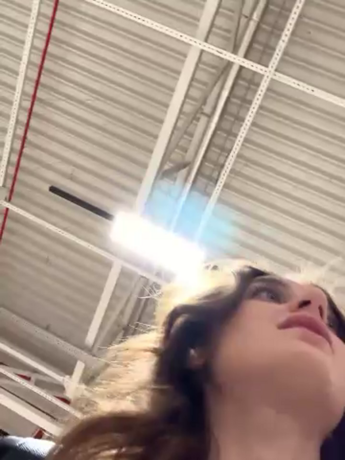 -AngelAri-