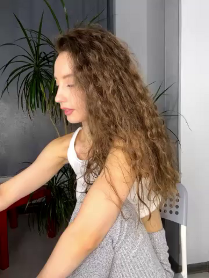 Polli_Kiss