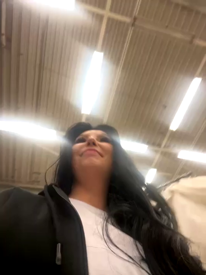 Tisha_Busty