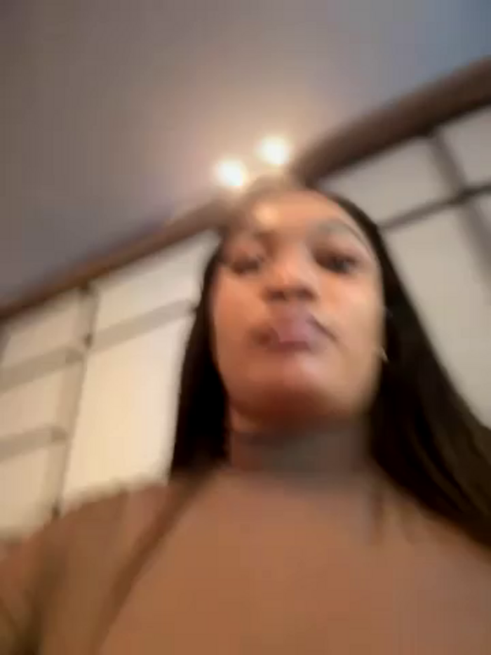 __Nessa__