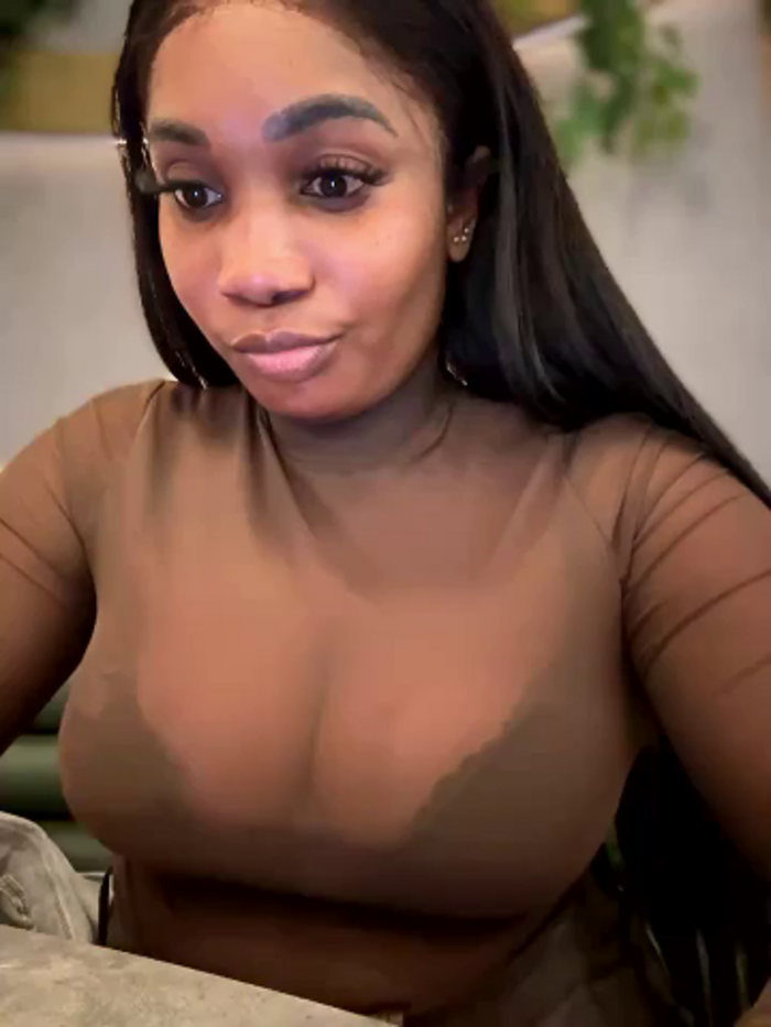 __Nessa__