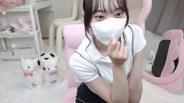 momo_room