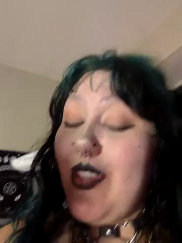 Cutegothcrybabyx