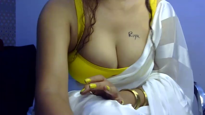 Naughty-Riya