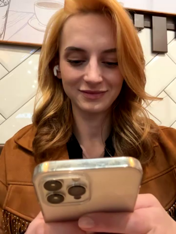 -AngelAri-