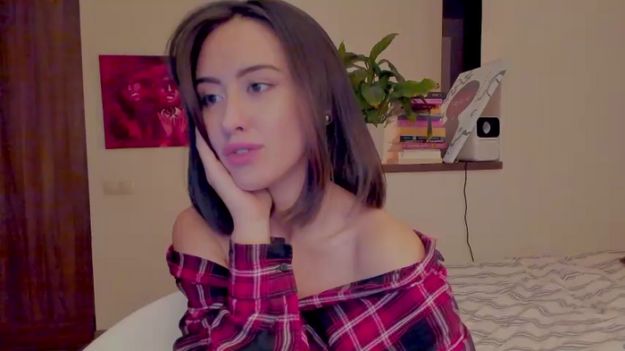 Alexa_Girl1