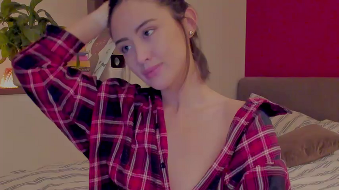Alexa_Girl1