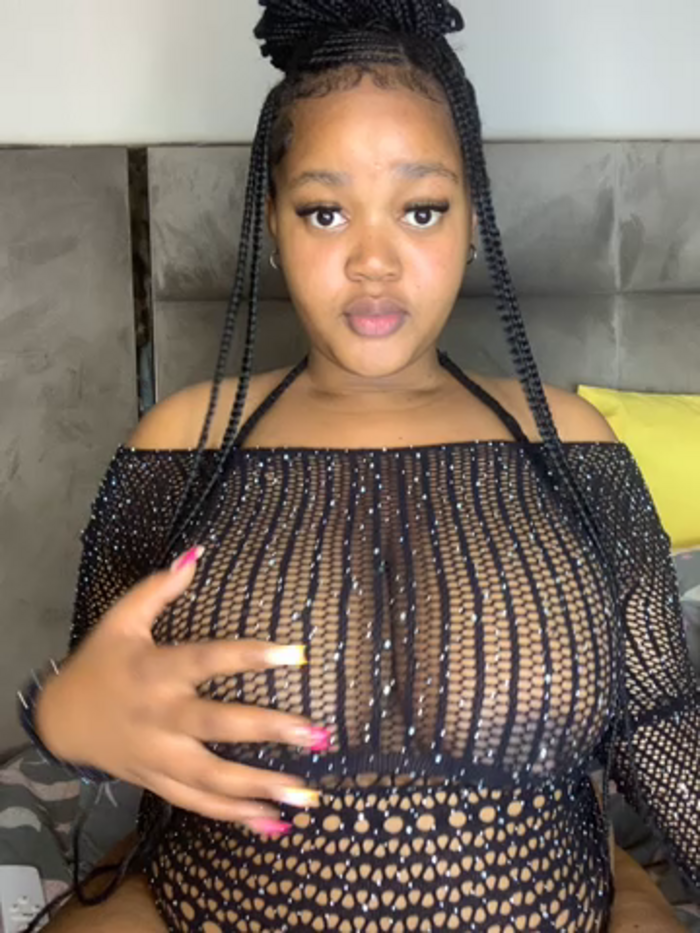 Nikki_Hearts