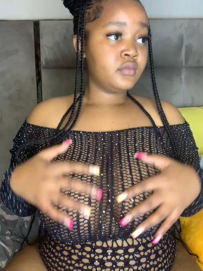 Nikki_Hearts