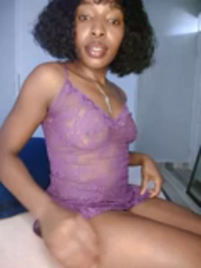 YoungBlackQueen