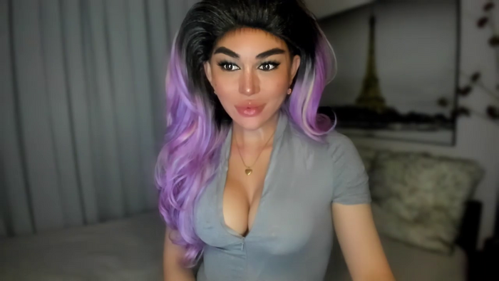 QueenOfAmerica_