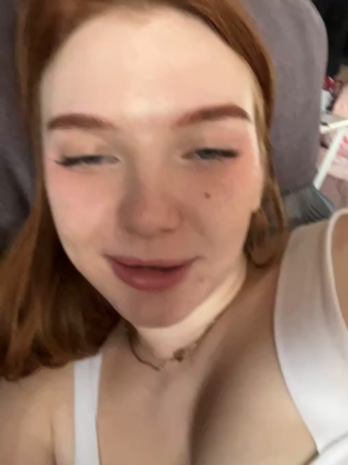 AmmyHot