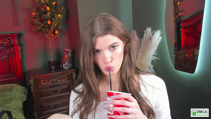 Hello_Vivienne