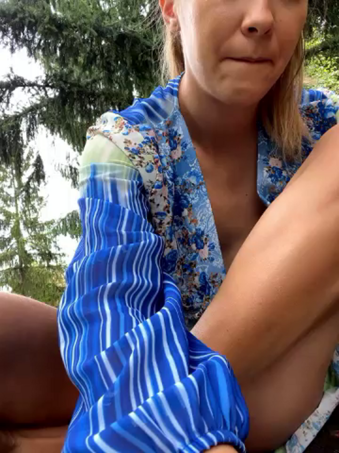 Risky_girl23