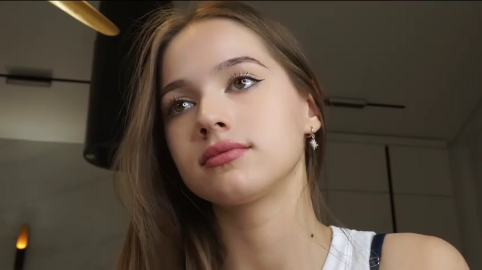 hecola