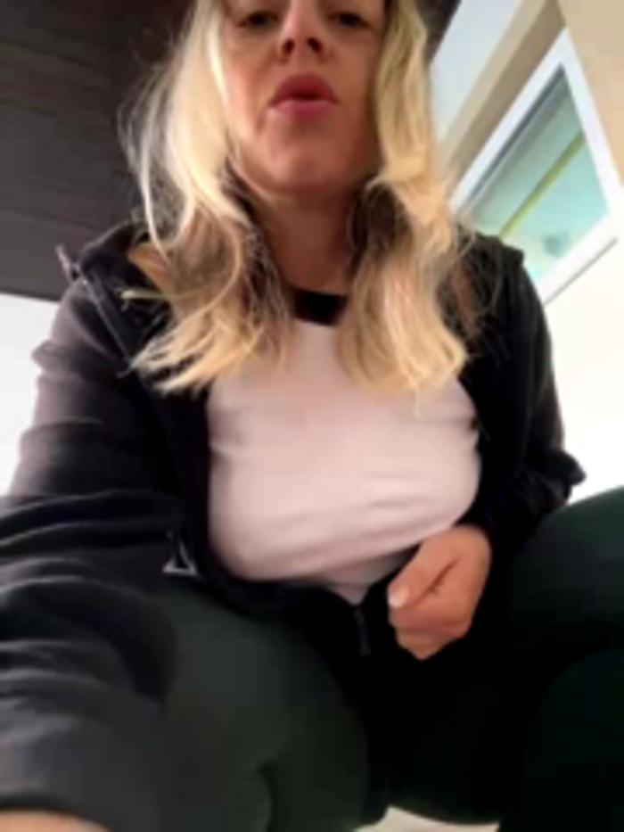 ladywithbigass