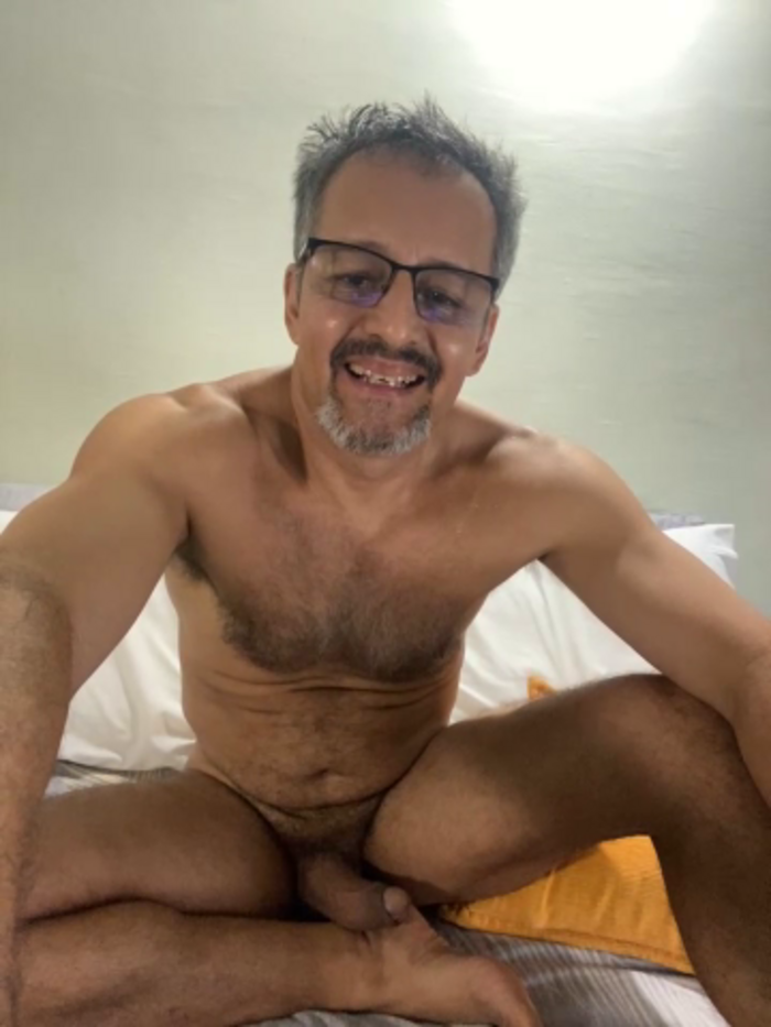Daddyhot_Alejo