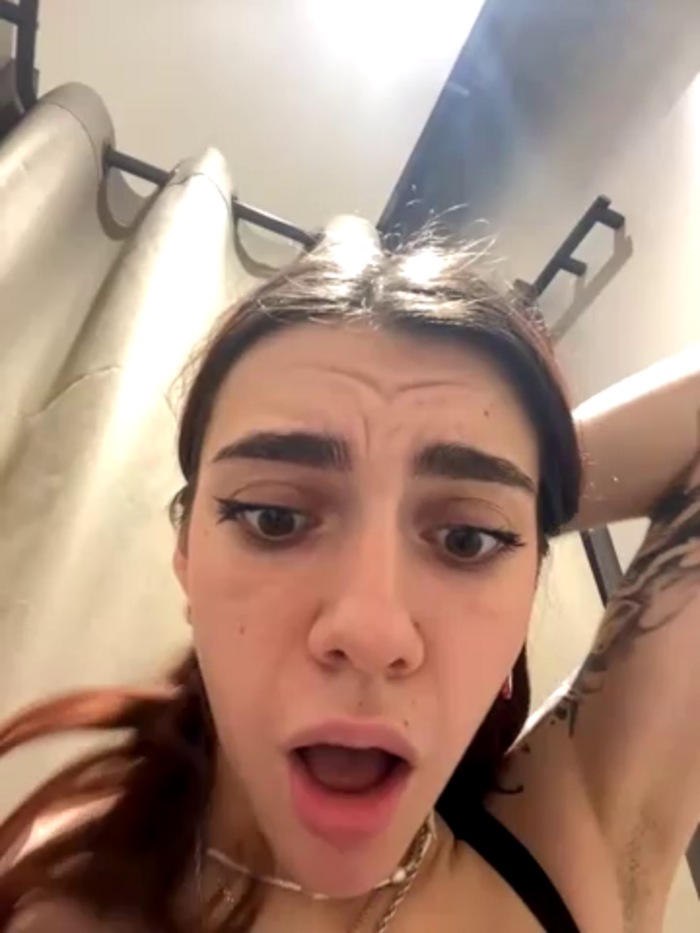 Lily__Belle