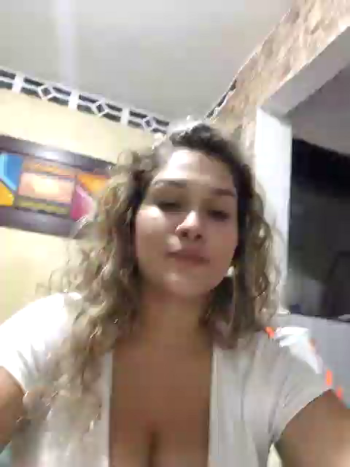 Sara_smiiith211