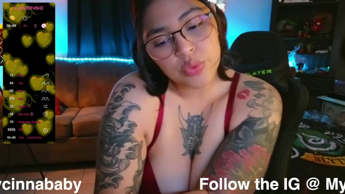 miacanela_xo