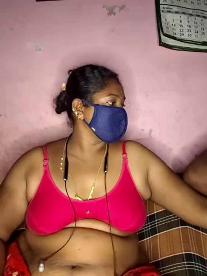 tamilvillagecouple1
