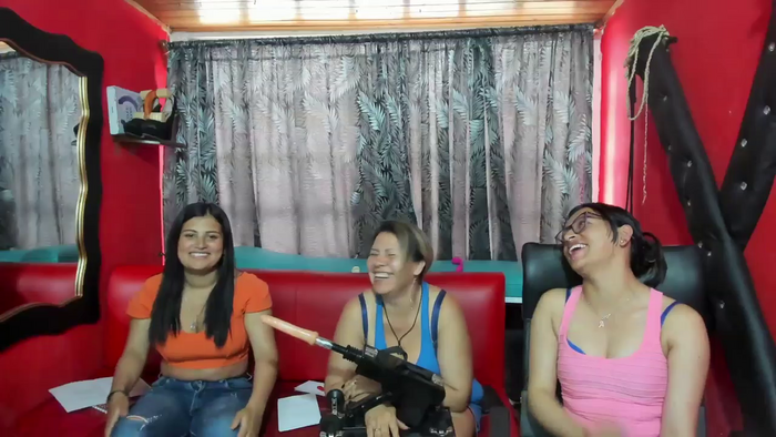 lesbiancuple
