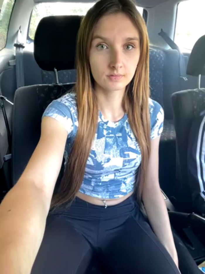 AnnyBelle_
