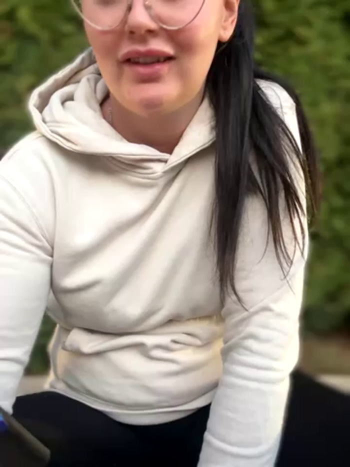 Young_hot_mom