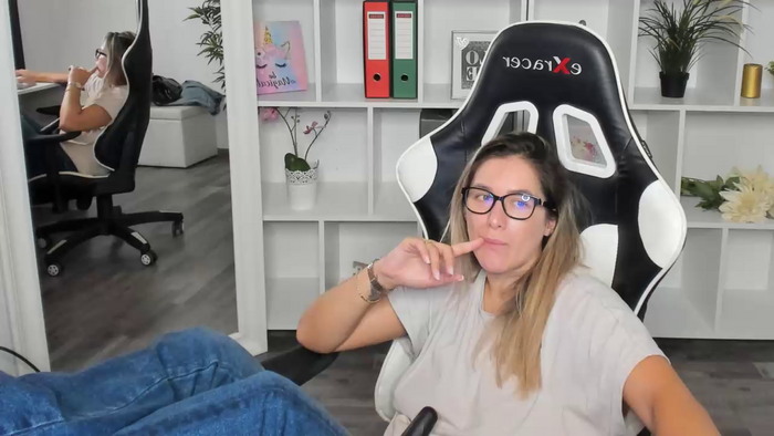 HotXMom